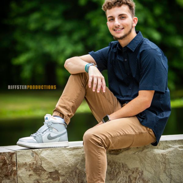 4-ethan-web60f0f671-4580-f353-db14-9b69979e1c3443874BE4-F4DF-BF19-5519-66AC65CDB8D0.jpg